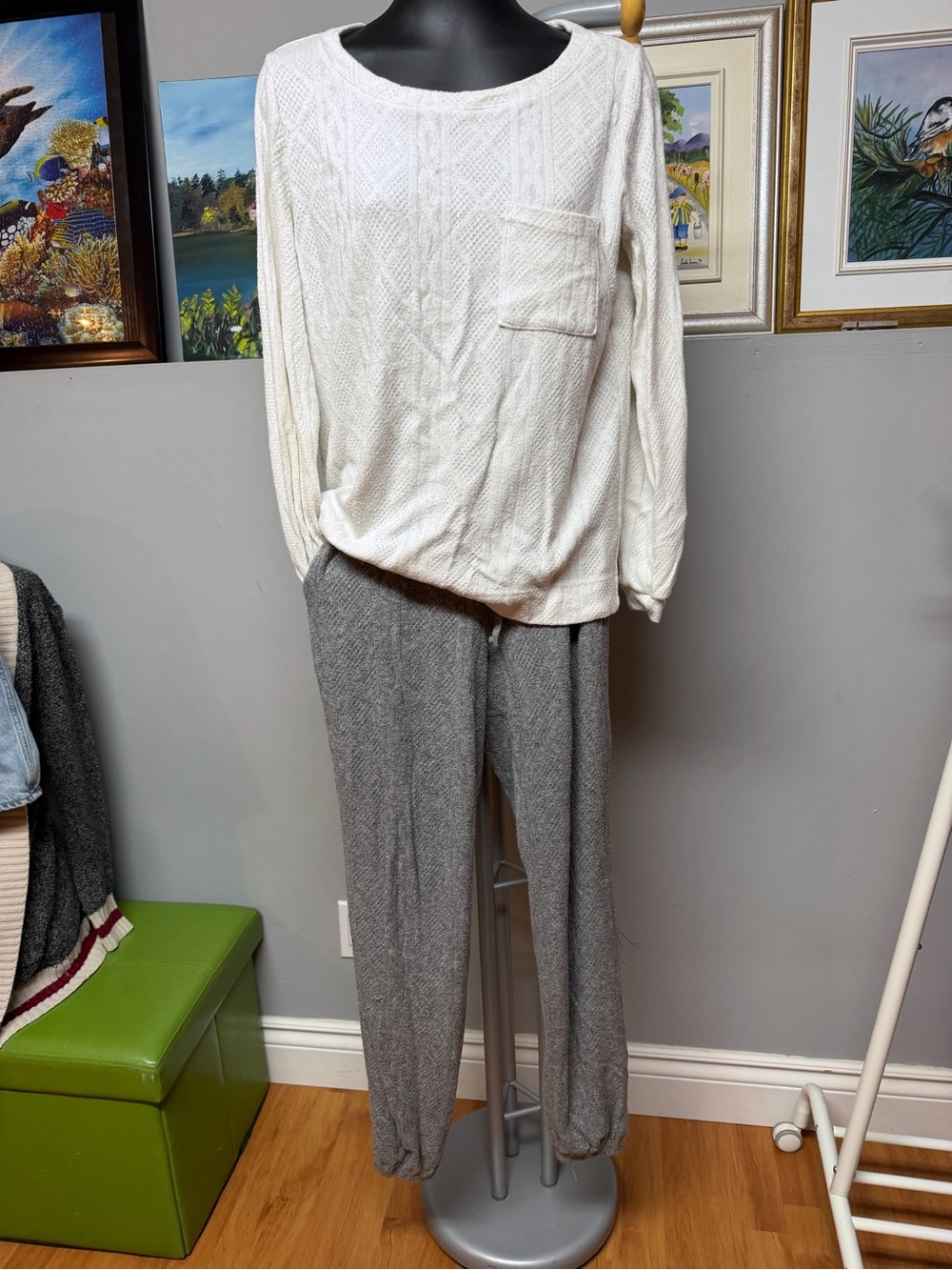 La Vie En Rose White Knit Long Sleeve Top and Gray Jogger Set